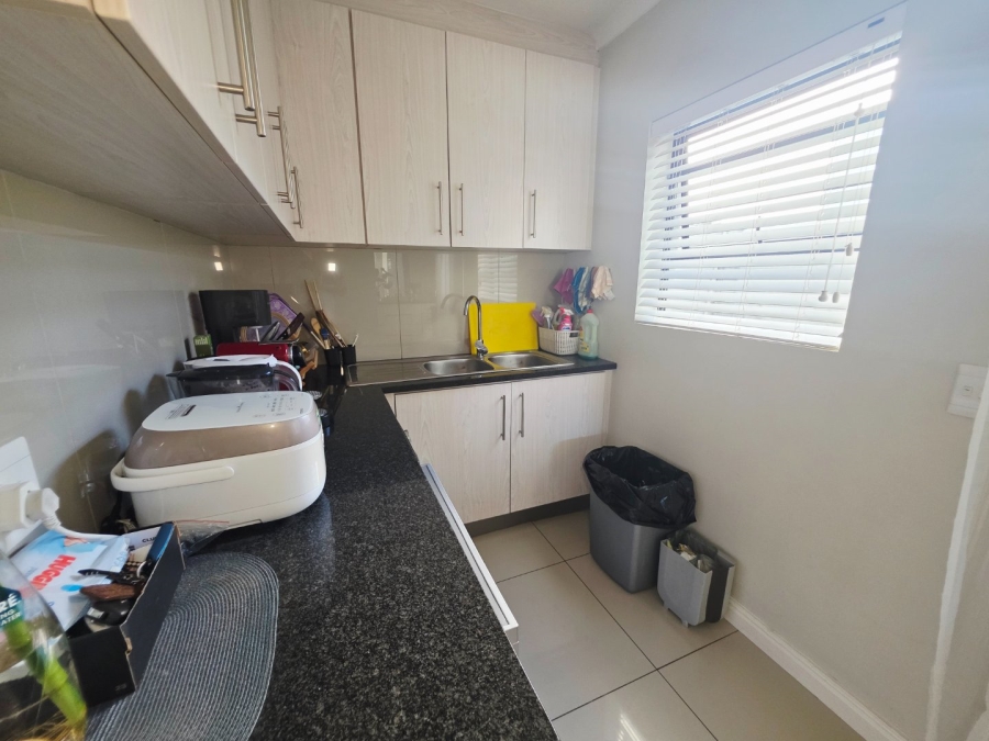 3 Bedroom Property for Sale in Parklands North Western Cape